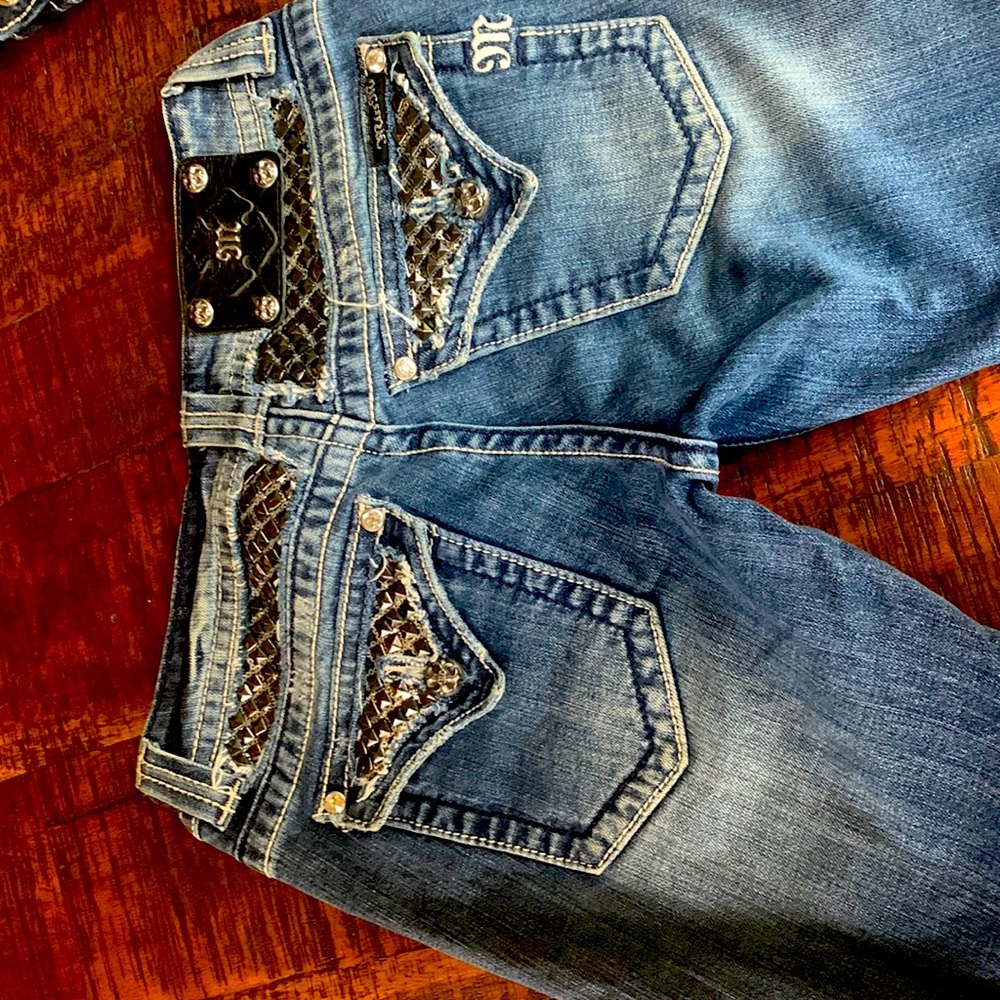 Miss Me size 28 Boot cut jeans.Lowrise.